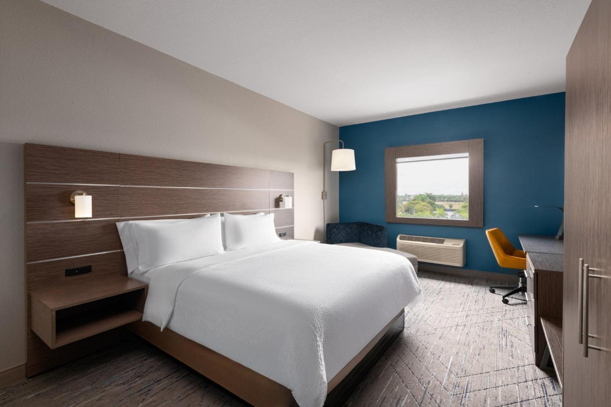 Holiday Inn Express & Suites Boynton Beach West By Ihg Εξωτερικό φωτογραφία